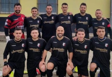 Calcio, dilettanti. Il Rogliano “corsaro” a Longobardi si gode il primato in classifica