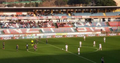 Calcio. Serie B, il Cosenza in caduta libera